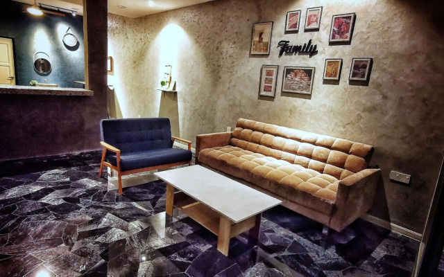 One Life Four Season Waterpark Guest House Manhattan Condominium