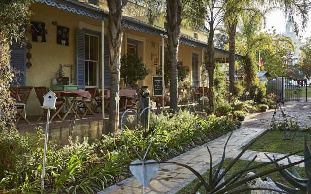 Yellow Aloe Guesthouse