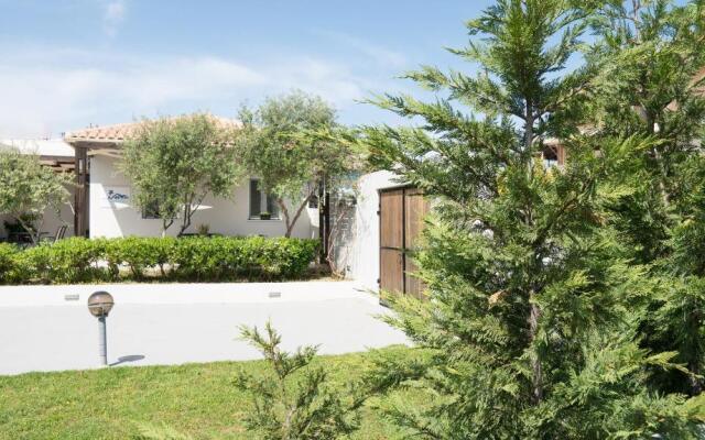 PIERINA HOUSE (by the Tsilivi beach)