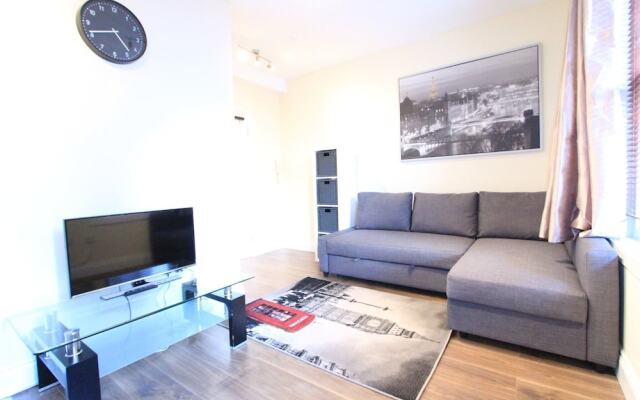 Cosy Edgware Road Apartments Paddington