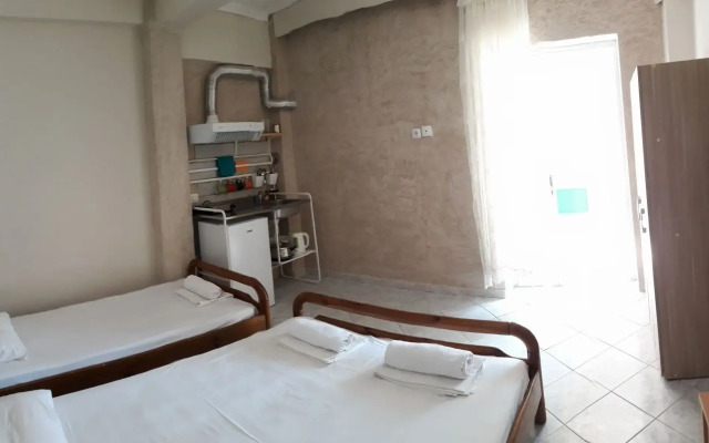 Artemis Studios & Apartments