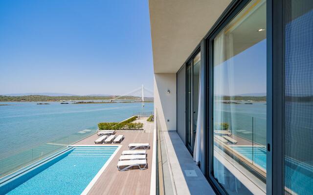 Apartment by Ideal Homes | Overlooking Arade River | Pool | Gym