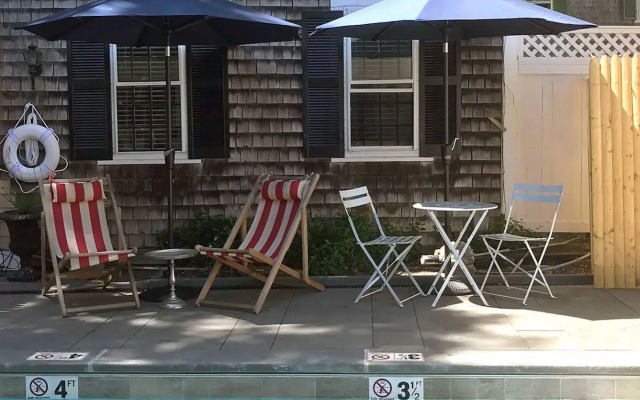 Eben House