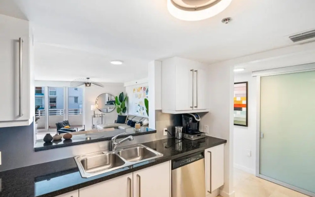 Sunny side suites