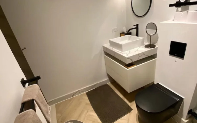 Palm Beach Vacaysuites - Bamboo Suite - Studio