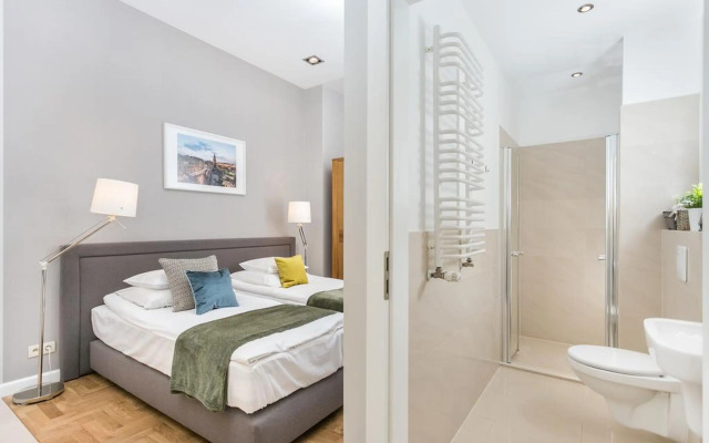 Venetian House Market Square Aparthotel