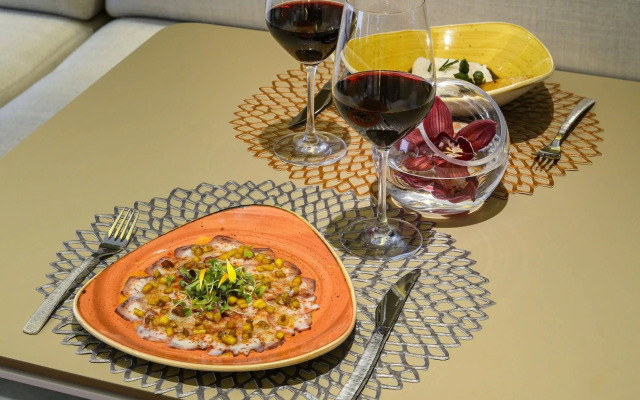 NH Collection Madrid Colón