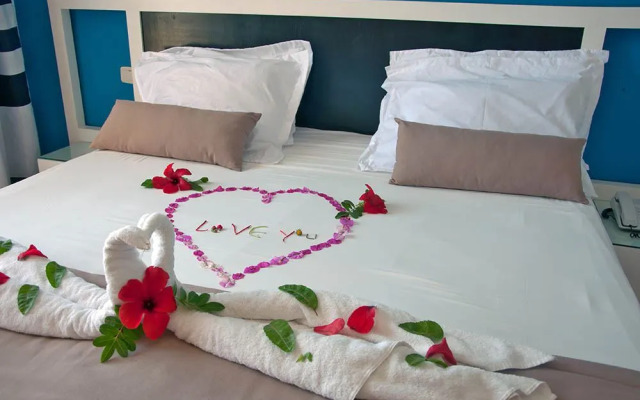 Hotel Hawai Beach Club