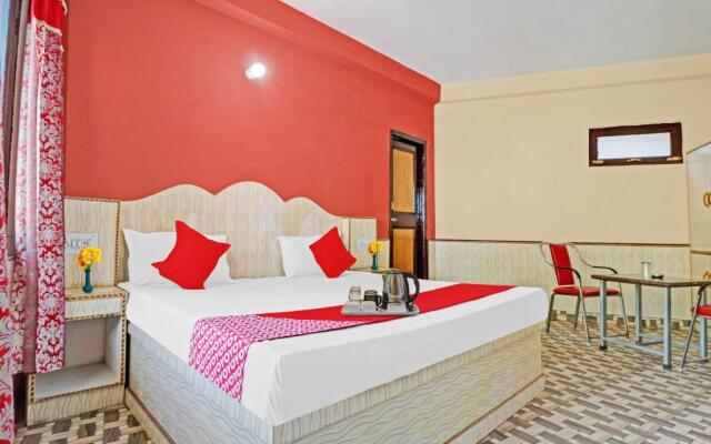 Oyo 89594 Hotel Durga