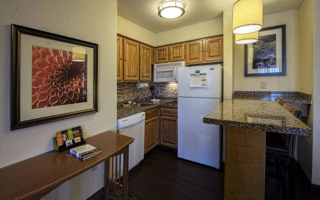 Candlewood Suites Eagan Arpt South - Mall Area by IHG