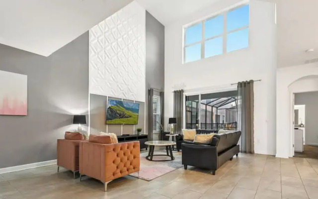 5BR Disney Villa, Private Pool,spa, Game Room