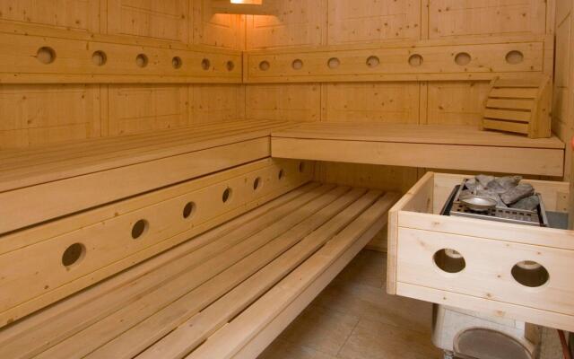 Spacious Chalet in Annaberg-Lungötz with shared Sauna