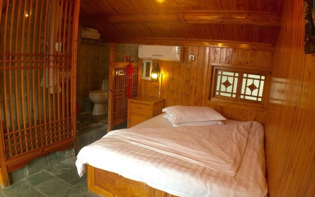 The Moonshine Inn of Dali