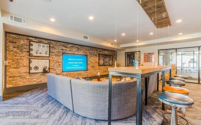 Sage Apartments Atlanta at Old 4th Ward