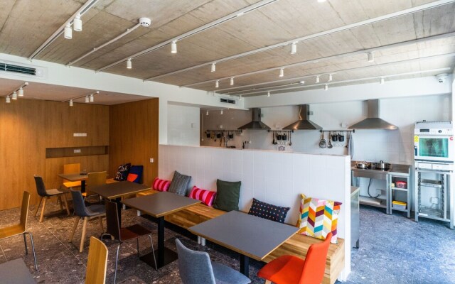 Hotel Kitchen59