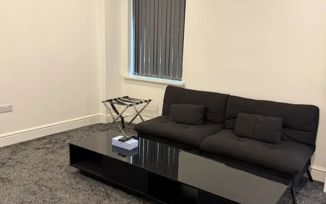 Luton Luxury Apartment With 2 Bedrooms