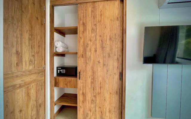 Nomadic Suites