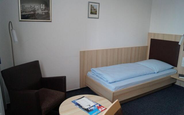 Hotel Am Vogelsanger Weg