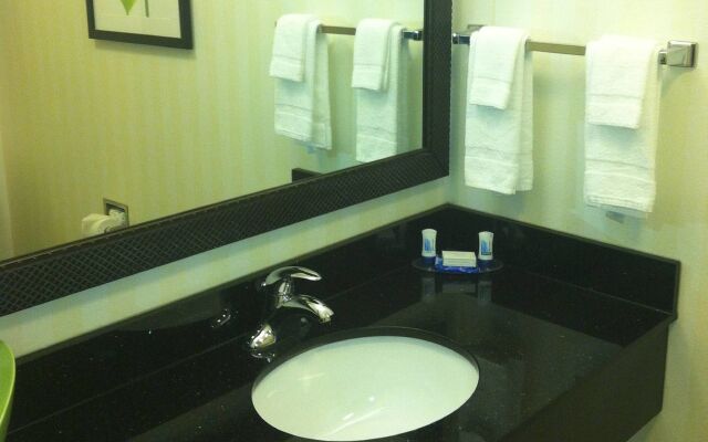 Fairfield Inn & Suites Milledgeville