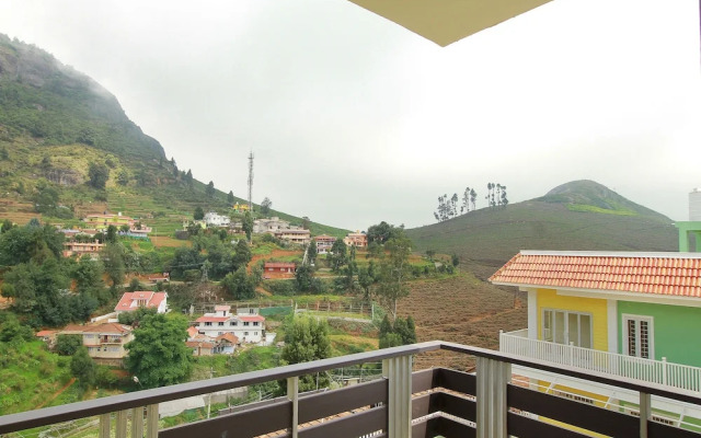 Oyo 14240 Mohan Residency