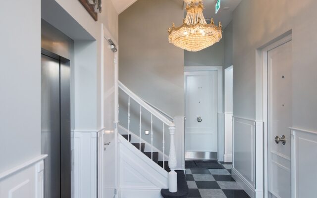 BizStay Park Central Executive