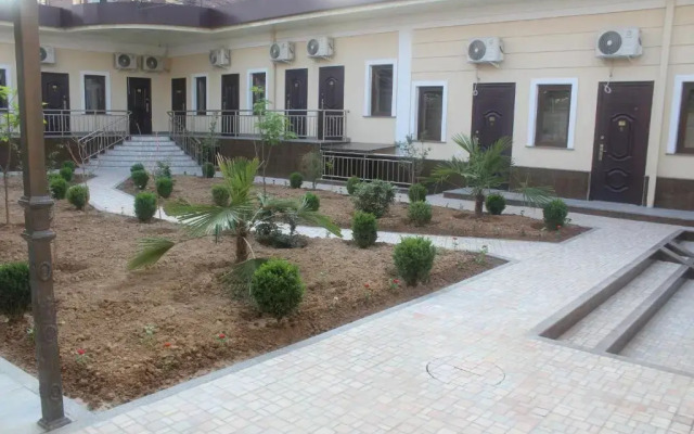 Taxtapul Hotel