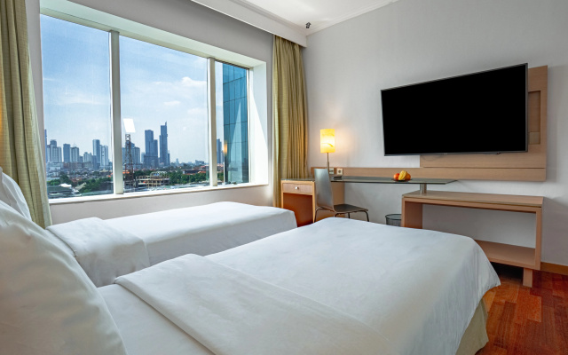 Kimaya Slipi Jakarta By Harris – Guest Rooms – Jakarta