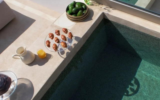 Anassa Boutique Hotel