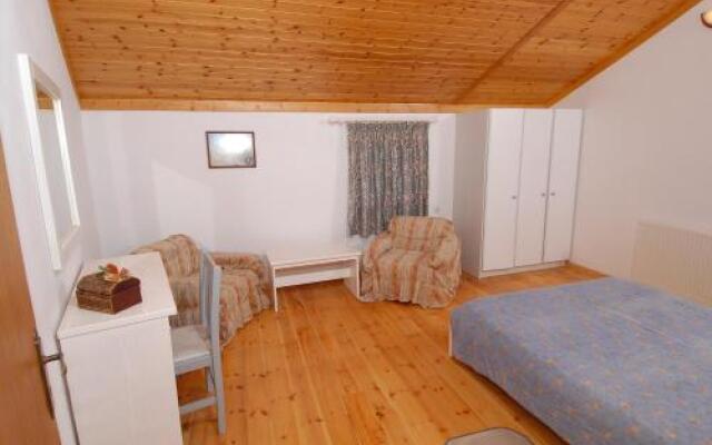 Starvillas Apartments and Studios
