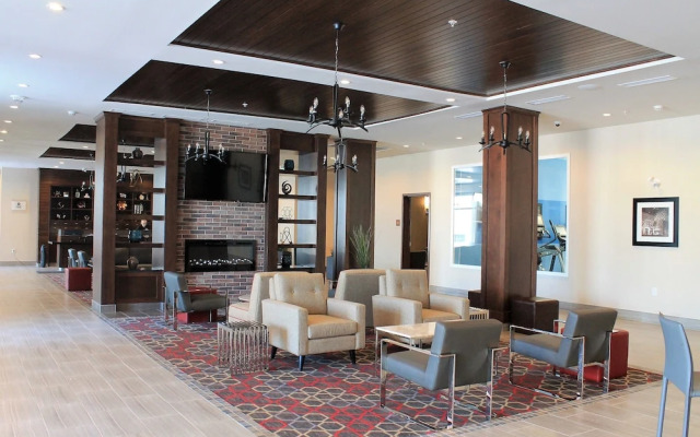 Four Points by Sheraton Grande Prairie
