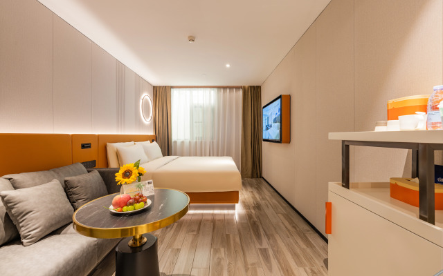 Atour Hotel Wangfujing Pedestrian Street