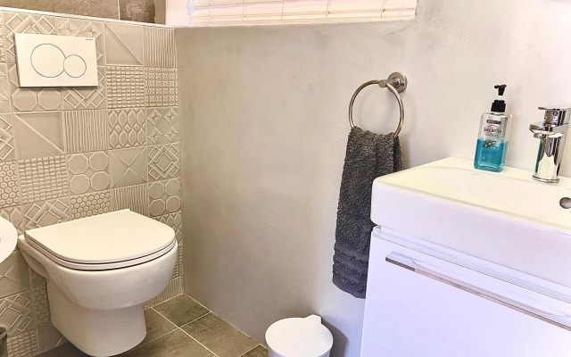 Ocean Pearl Apartment