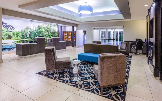 La Quinta Inn & Suites by Wyndham Lumberton
