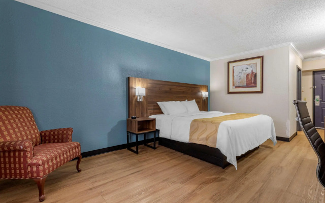 Quality Inn & Suites Ft. Jackson Maingate