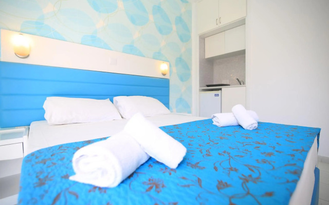 Lantiana Gardens ApartHotel