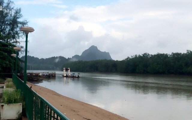 SiamIs Hotel Phang Nga Bay