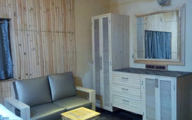 Tejis Residency