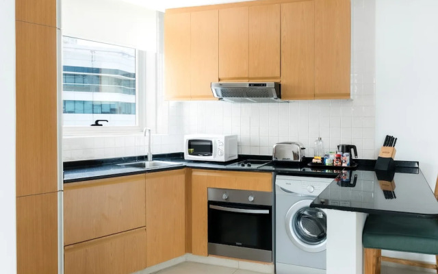 Grand Heights Dubai Hotel Apartments