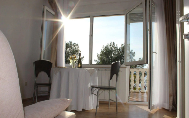 Diklo Beach Apartments