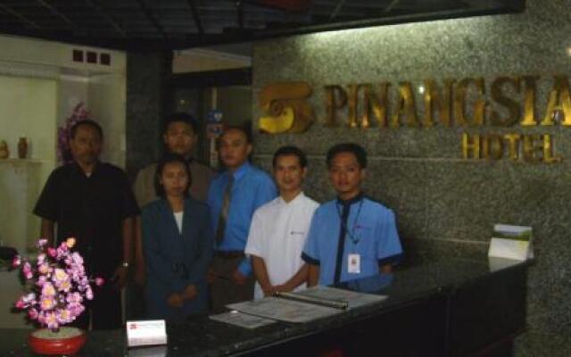 Pinangsia Hotel
