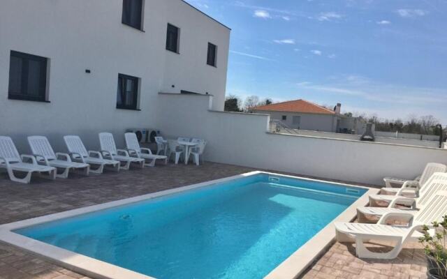 Noel - With Private Pool - A2-prvi kat