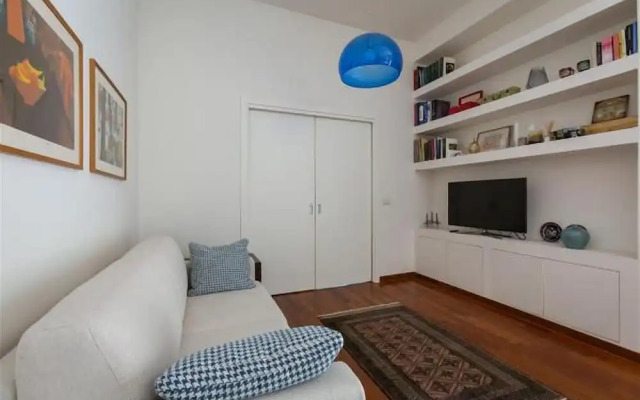 Sky Apartment, Bologna for 5 pax