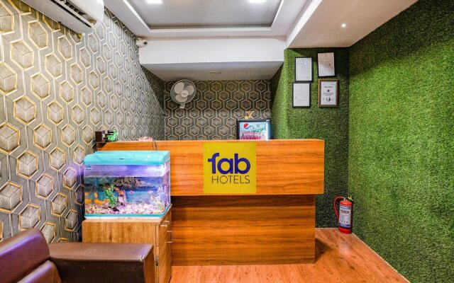 Fabhotel Crescent