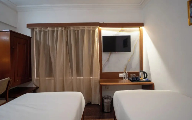Hotel Alba Premier Vadodara