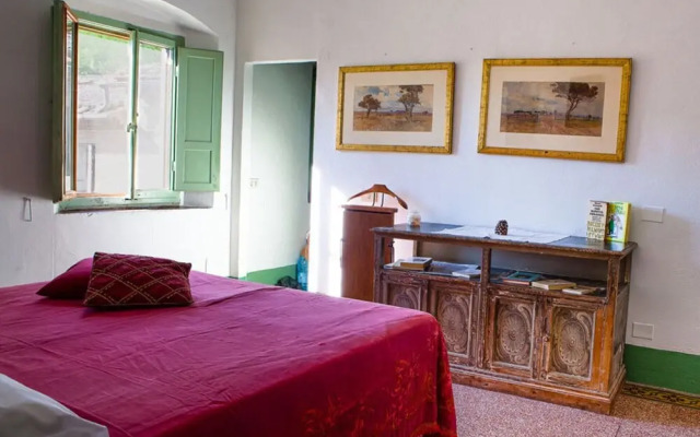 Captivating 3-bedroom Apartment in Certaldo