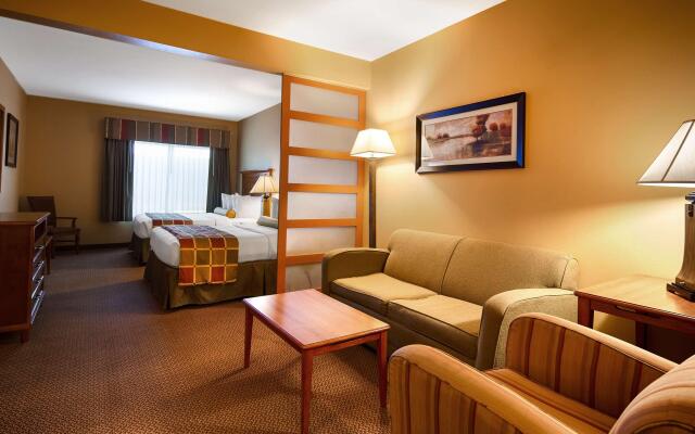 Best Western Plus University Park Inn & Suites