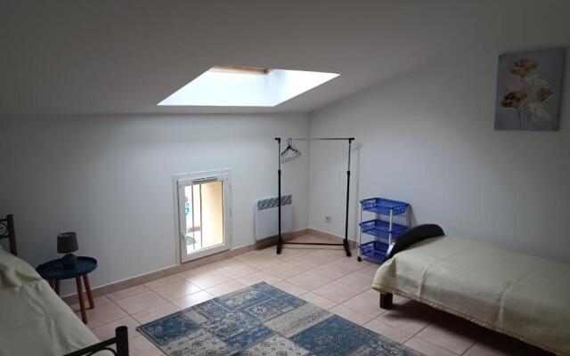 A proximité du Parc SPIROU Spacieux duplex de 130 m2