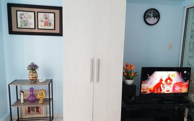 Azure Luxury Beach Suites by VacationsPH