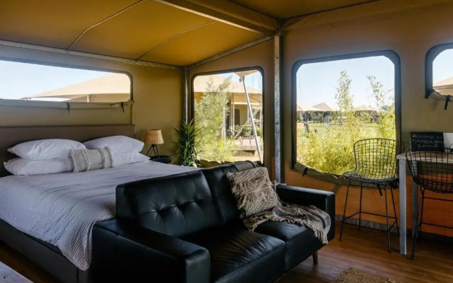 Mitchell Grass Retreat