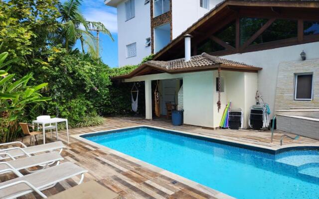Casa espetacular a 150 metros da praia